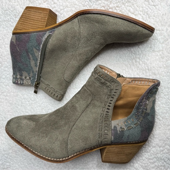 Corkys Shoes - Corkys Index Green Camouflage Booties Sz 11